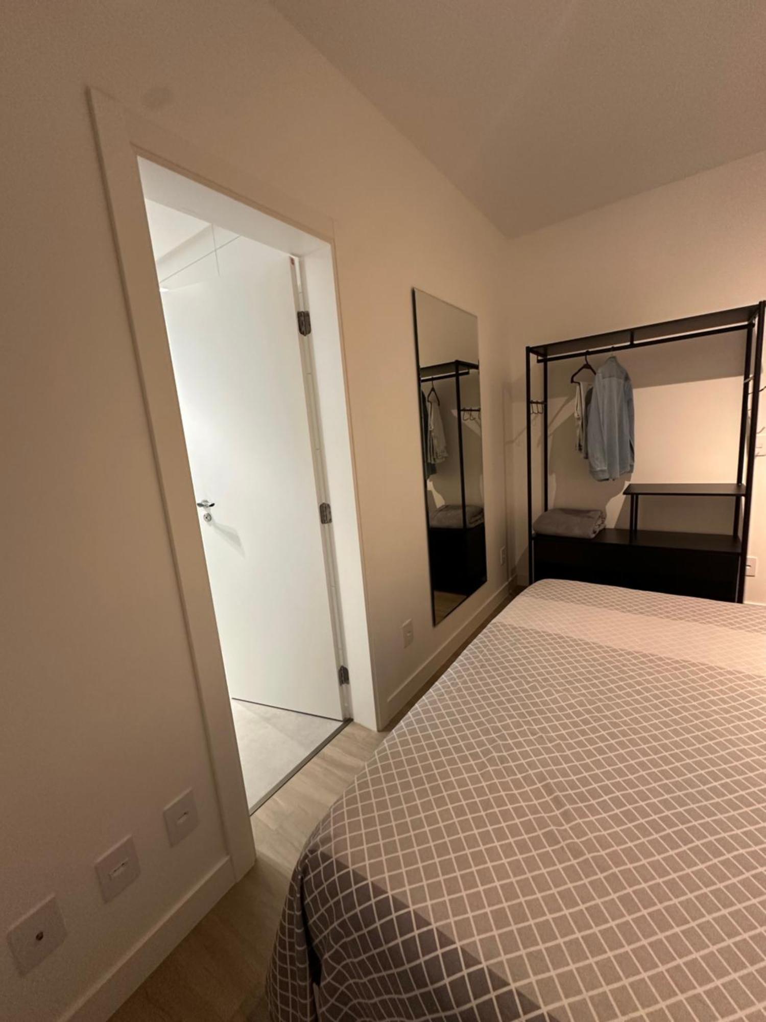 Lindo Na Localizacao De Florianopolis! Apartamento