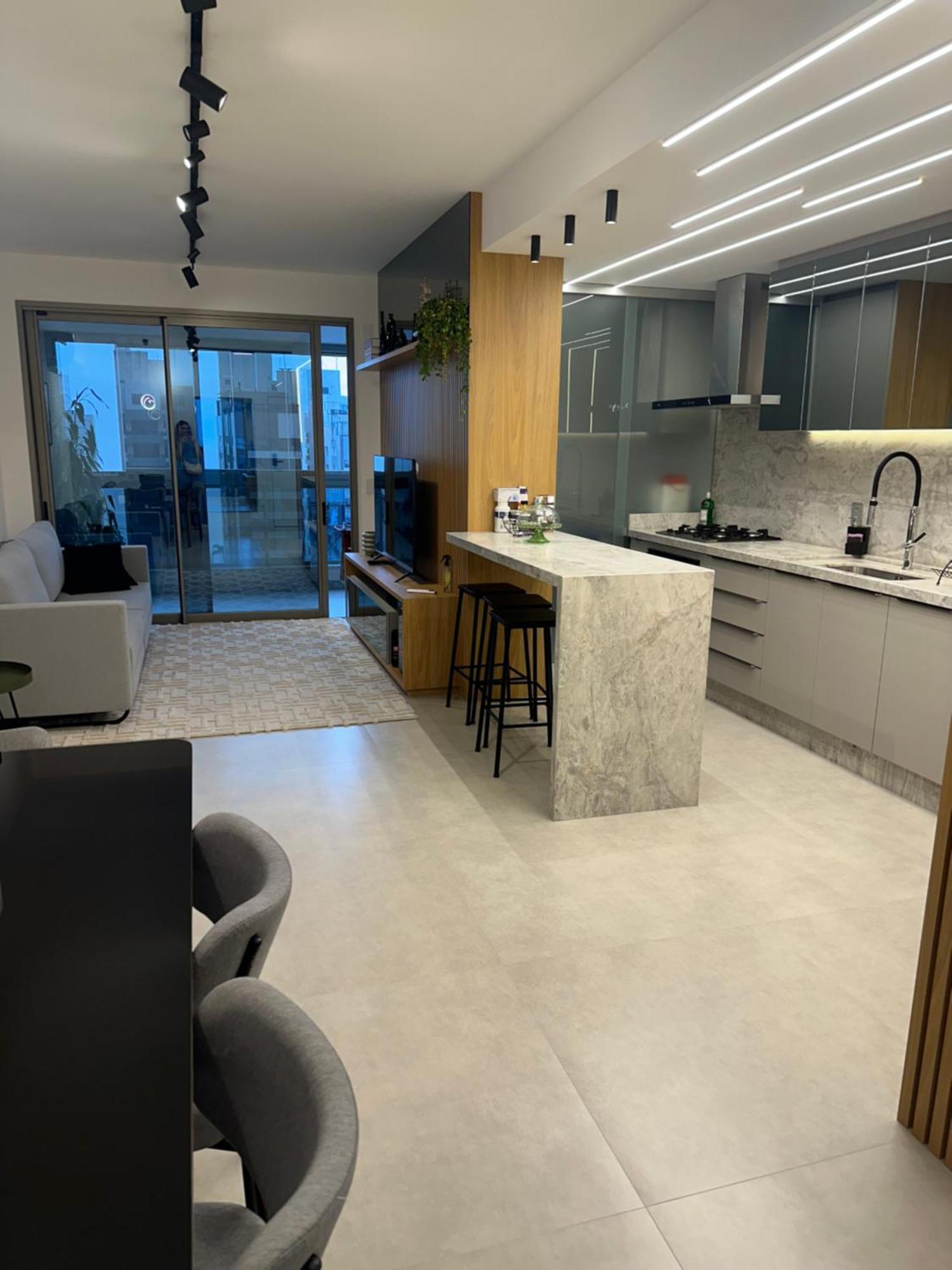 Lindo Na Localizacao De Florianopolis! Apartamento
