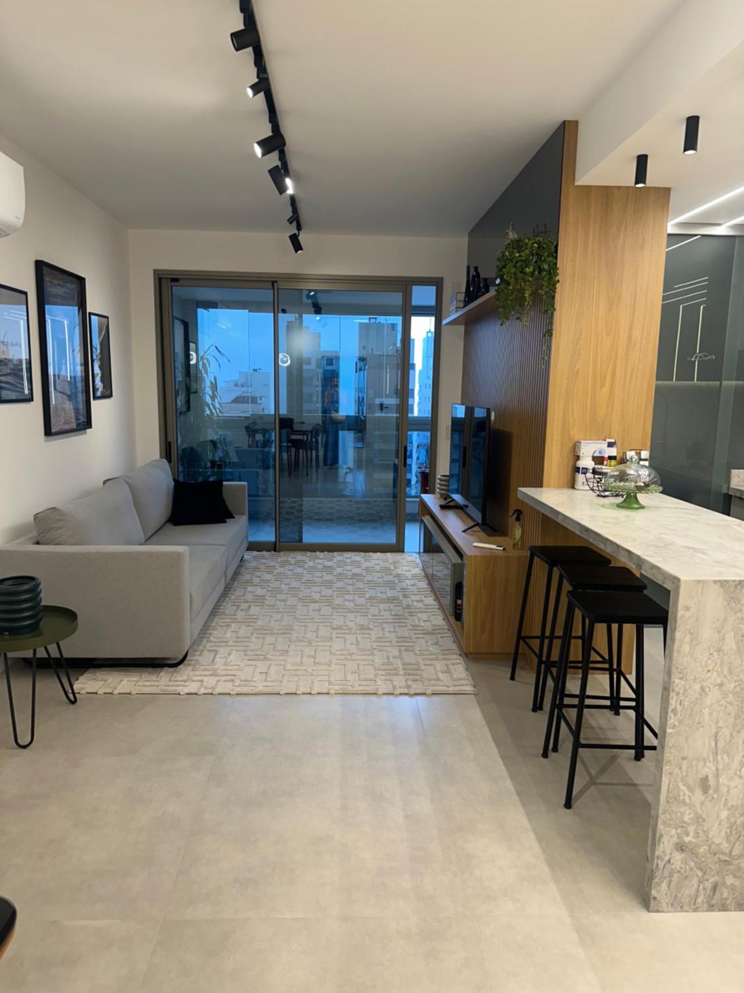 Lindo Na Localizacao De Florianopolis! Apartamento